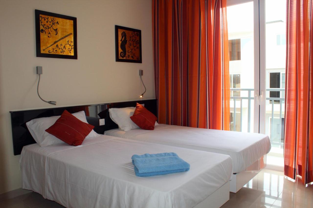 Atlantis Lodge Marsalforn Ngoại thất bức ảnh